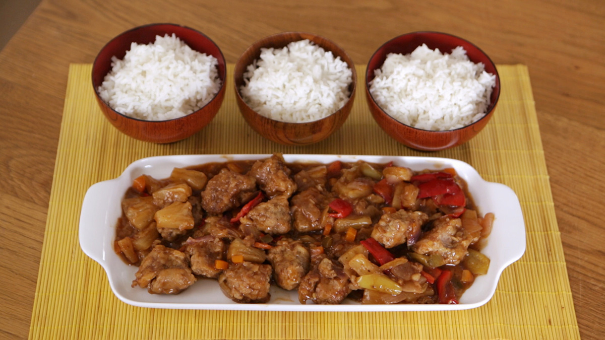 [:el]Γλυκόξινο χοιρινό με ανανά[:en]Sweet and sour pork with pineapple[:]